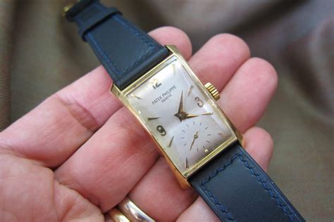 hourglass patek